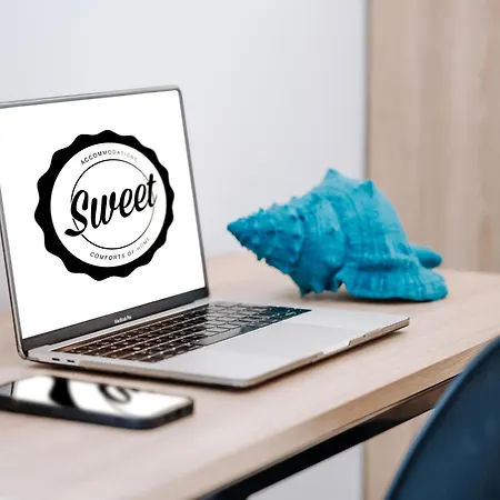 Sweet Lloret Suites